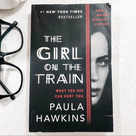 The Girl on The Train - Picture 3 of 5